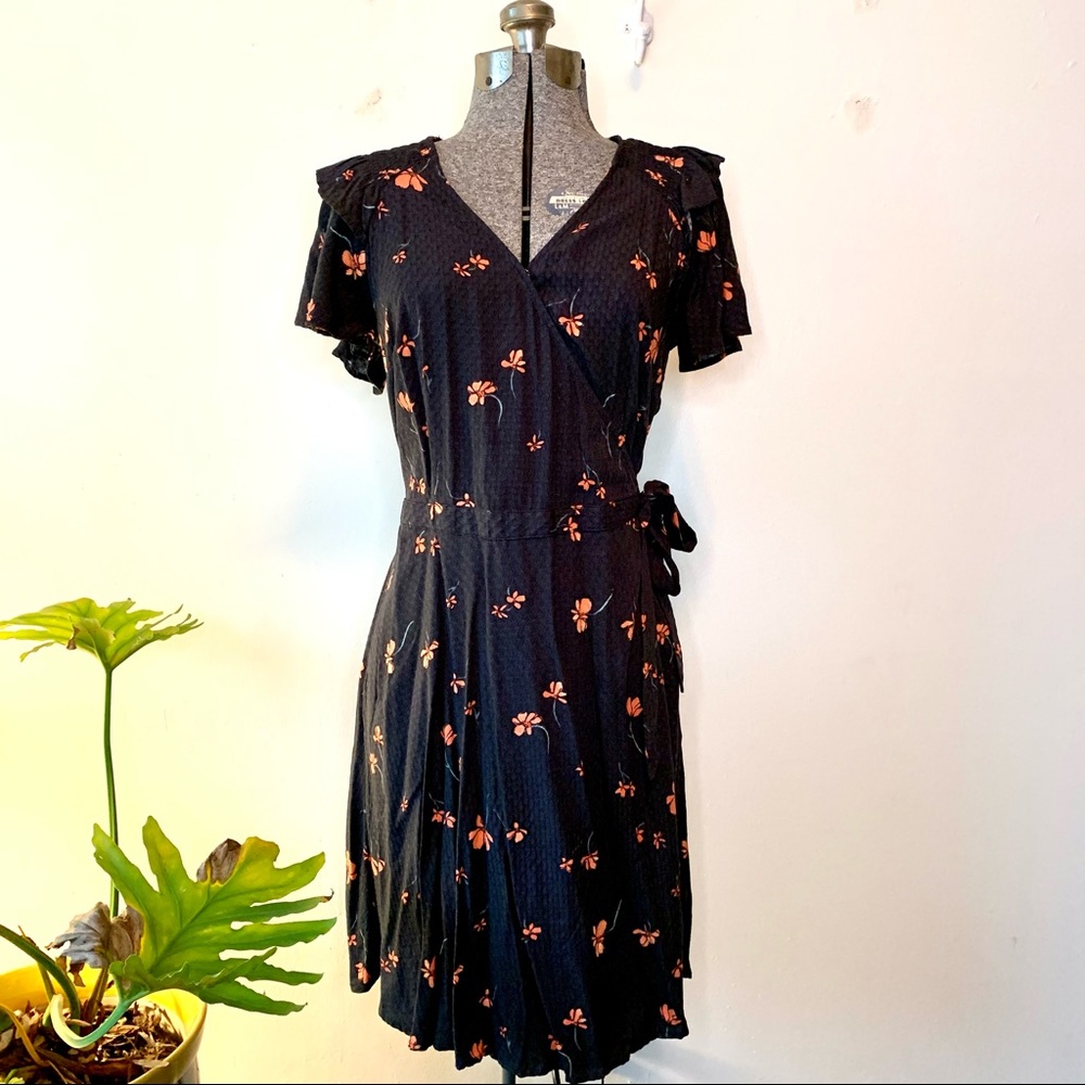 Universal Threads Wrap Dress